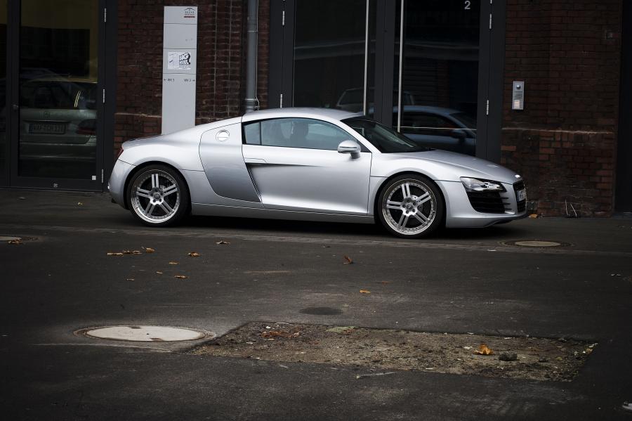  Audi R8 by Edo Competition 2007 года  (фото 1 из 19)